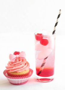 Shirley_Temple_Cocktail_Cupcake